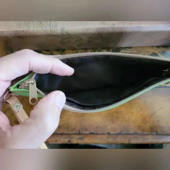 Dooney & Bourke Green Tote Bag, eye glass case, ID HOLDER, wristlet - Picture 16 of 16